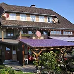 Beautiful In A Black Forest House With Conservatory Apartmán *