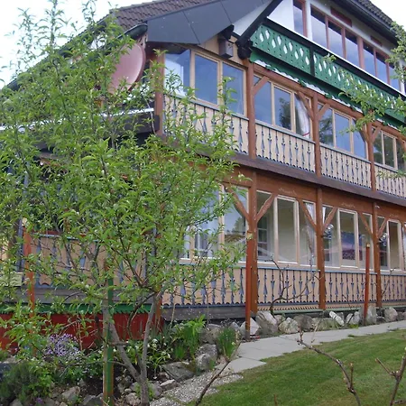 Beautiful In A Black Forest House With Conservatory شقة *